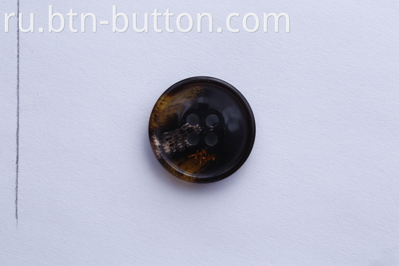 high quality imitation horn button